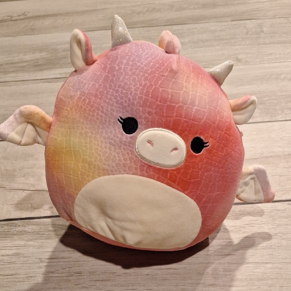 🦔Squishmallows Celestina The Dragon 8 Inch Plush🐬